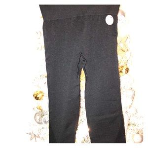 Two pr Seamless Workout Tight PINK Victoria’s Sec.